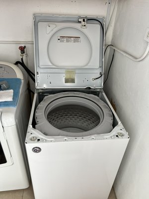 Whirlpool washer unbalance - This washer was stopped during the spin cycles because used suspension was working not properly and drum was hitting the walls of the washer machine!
After our Job- this washer got a new life 😊 Whirlpool washer unbalance - This washer was stopped during the spin cycles because used suspension was working not properly and drum was hitting the walls of the washer machine!
After our Job- this washer got a new life 😊