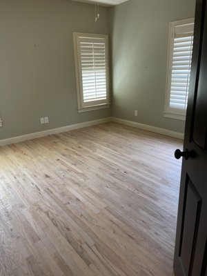 Solid Red Oak Hardwood Floor Installation - Here are the before and afters of a Solid Red Oak Hardwood Floor Installation Solid Red Oak Hardwood Floor Installation - Here are the before and afters of a Solid Red Oak Hardwood Floor Installation