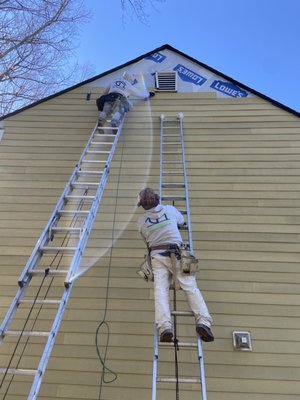 Exterior painting - did you know that Gonzlez Painters paints an average of 25 homes per week? how cool is that. We transform homes for better memories! Exterior painting - did you know that Gonzlez Painters paints an average of 25 homes per week? how cool is that. We transform homes for better memories!