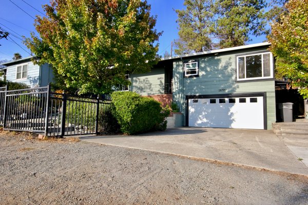Recent Sale in Castro Valley - This listing in Castro Valley came about from the owners' desire to move into a bigger home, but first they needed to sell this one. Since the owners were still living in the home we had to take extra precautions with the viewing process, ensuring visitors came by appointment only and abided by all COVID protocols. Due to the limited showing availability this home took a few weeks to get into contract, but in the end the sellers were pleased with the results and our ability to guide them through the process smoothly (and safely). Recent Sale in Castro Valley - This listing in Castro Valley came about from the owners' desire to move into a bigger home, but first they needed to sell this one. Since the owners were still living in the home we had to take extra precautions with the viewing process, ensuring visitors came by appointment only and abided by all COVID protocols. Due to the limited showing availability this home took a few weeks to get into contract, but in the end the sellers were pleased with the results and our ability to guide them through the process smoothly (and safely).