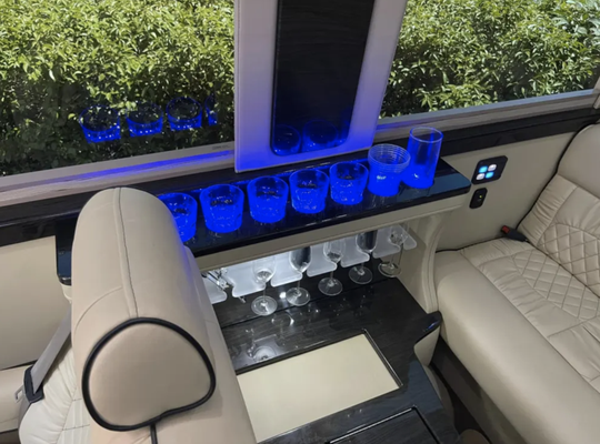 Sit back and relax... - Ros Limousine company is one of the best limo service companies in California and soon to be the best nationwide. Sit back and relax... - Ros Limousine company is one of the best limo service companies in California and soon to be the best nationwide.
