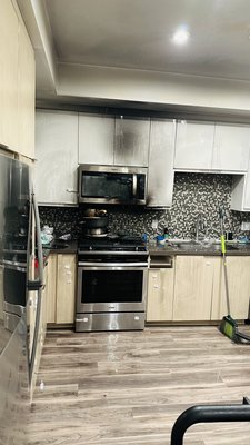Kitchen fire with smoke, soot and water damage - Kitchen fire in an apartment unit from a pot left on the sink causing extensive fire, smoke and water damage after the fire department got it out. Integrity was called to mitigate and remediate the affected building materials from the damage. We demoed, dried out, cleaned, sanitized and deodorized the home to get it ready for repairs from the extensive damage. Thankfully no one was hurt, and 2 other units were also affected. Kitchen fire with smoke, soot and water damage - Kitchen fire in an apartment unit from a pot left on the sink causing extensive fire, smoke and water damage after the fire department got it out. Integrity was called to mitigate and remediate the affected building materials from the damage. We demoed, dried out, cleaned, sanitized and deodorized the home to get it ready for repairs from the extensive damage. Thankfully no one was hurt, and 2 other units were also affected.
