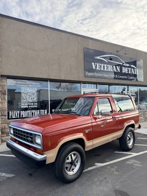 Classic car Paint Correction - Classic cars and their differing paints can cause real headaches for getting that show car finish. Here at Veteran Detail we have the knowledge and experience to safely work on all paints. from single stage to multi stage finishes. This Ford Bronco was in need of some attention before being placed on sale by the owner. We carried out several stages of polishing to bring the clarity and depth back to it at our detail shop in American Fork, Utah. If you are local to us and you have a classic car or a show car you want preparing to execution or sale then feel free to drop by our location on American Fork , Main Street. Classic car Paint Correction - Classic cars and their differing paints can cause real headaches for getting that show car finish. Here at Veteran Detail we have the knowledge and experience to safely work on all paints. from single stage to multi stage finishes. This Ford Bronco was in need of some attention before being placed on sale by the owner. We carried out several stages of polishing to bring the clarity and depth back to it at our detail shop in American Fork, Utah. If you are local to us and you have a classic car or a show car you want preparing to execution or sale then feel free to drop by our location on American Fork , Main Street.