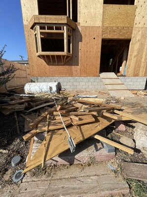 Construction Debris Disposal - Leave the mess to us and regain your peace of mind with a clean and safe construction site. Evict Your Junk specializes in cleaning up construction debris safely and efficiently, helping contractors and homeowners clear away excess materials, such as drywall, lumber, and roofing, from construction sites.