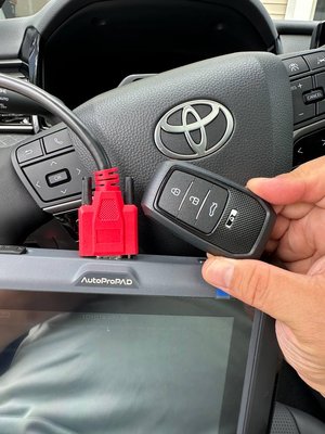 2025 Toyota Camry – Emergency Unlock & New Key Programming - Our team responded to an emergency lockout for a 2025 Toyota Camry. The customer had lost all keys, so we first performed a damage-free unlock of the vehicle. Then we cut and programmed brand-new smart keys on the spot. The client was back on the road the same day with two fully functioning keys. 2025 Toyota Camry – Emergency Unlock & New Key Programming - Our team responded to an emergency lockout for a 2025 Toyota Camry. The customer had lost all keys, so we first performed a damage-free unlock of the vehicle. Then we cut and programmed brand-new smart keys on the spot. The client was back on the road the same day with two fully functioning keys.