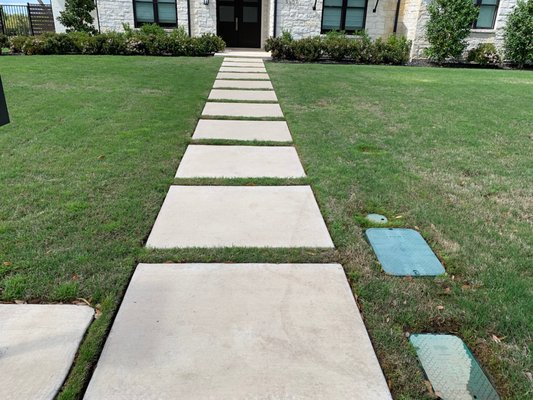 Sidewalks - From parking lots to patios, Zantollo Concrete provide you a plethora of residential and commercial concrete services. With a resolute commitment to your satisfaction and our own craftsmanship, all concrete services are performed to ensure longstanding durability and aesthetic appeal. Review our residential and commercial concrete services below and please do not hesitate to contact us if your requirement is not listed. Zantollo Concrete LLC is committed to customer satisfaction. We work hard to ensure that we meet and exceed our customers' needs and expectations. With over ten years experience in the concrete and construction industry, we are confident and proud of the work we do. Although we specialize in concrete, we are able to take care of most construction needs. We do residential and commercial projects in Dallas area. We look forward to doing business with you.