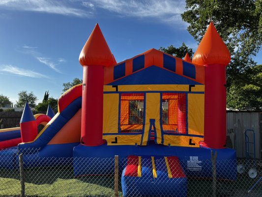 Combo waterslide - Combo jumper Combo waterslide - Combo jumper