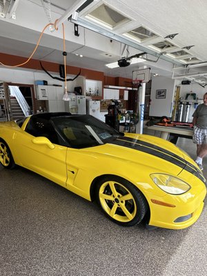 2009 C6 Corvette - This is a complete detail inside and out, with clay bar, and hand wax, machine polish and buffed