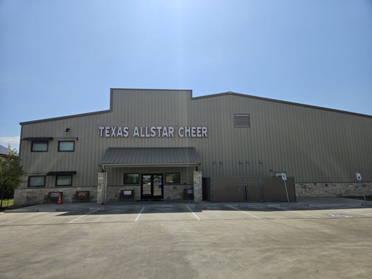 Facility - 14,400 sq foot facility recently renovated 4 full size floors, 50 ft inground tumble trak, 30ft above ground tumble trak, various gymnastics mats. Facility - 14,400 sq foot facility recently renovated 4 full size floors, 50 ft inground tumble trak, 30ft above ground tumble trak, various gymnastics mats.