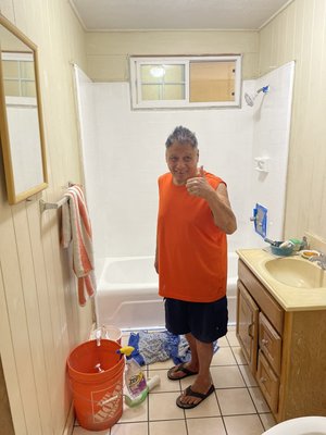Bathroom refurbishment - This remodel was done on Maui. An elder couple reached out , wife is ILL, and needed their bathroom to be renewed and safe proof. They could not afford services offered from Maui. So we offered a help in hand, and charged only for materials. Bathroom refurbishment - This remodel was done on Maui. An elder couple reached out , wife is ILL, and needed their bathroom to be renewed and safe proof. They could not afford services offered from Maui. So we offered a help in hand, and charged only for materials.