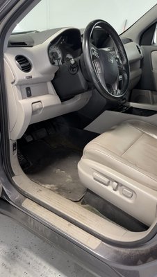 Detailing Honda Pilot - Honda Pilot - Detailing 
Our client used our pickup & drop-off service 🚗
We brought the car in, did a full interior deep cleaning — and returned it fresh and renewed.

The car wasn’t in the best shape, but we gave it a second life ✨
Clean, refreshed, and one happy client.

Only Great Detailing — we care from start to finish.

📍 Naperville, IL
📞 630-276-8830
📩 @onlygreatdetailing