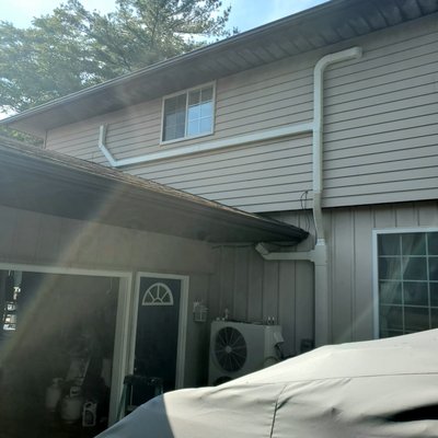 Multi Zone Ductless Heat Pump System - This installation is on a vacation home in Port Sanilac that has baseboard heat. Call today for your FREE estimate. Multi Zone Ductless Heat Pump System - This installation is on a vacation home in Port Sanilac that has baseboard heat. Call today for your FREE estimate.