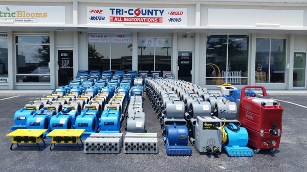 Water Damage Restoration - 28 YEARS IN BUSINESS. TRI-COUNTY HAS DEDICATED ITSELF TO PUTTING PEOPLE FIRST, INCORPORTATING RESPECT, INTEGRITY, AND PRIDE IN EVERY PROJECT UNDERTAKEN. WE ARE POISED TO OFFER OUR WATER DAMAGE RESTORATION SERVICES, AS WELL AS MOLD, FIRE, AND WIND DAMAGE. 10 YEAR ANGIES LIST SUPER SERVICE AWARD RECIPENT, HOME ADVISOR TOP RATED CONTRACTOR, AND 5 STARS ACROSS GOOGLE. LOOK NO FURTHER WHEN SEARCHING FOR PEACE OF MIND WITH YOUR PROPERTIES RESTORATION PROJECT Water Damage Restoration - 28 YEARS IN BUSINESS. TRI-COUNTY HAS DEDICATED ITSELF TO PUTTING PEOPLE FIRST, INCORPORTATING RESPECT, INTEGRITY, AND PRIDE IN EVERY PROJECT UNDERTAKEN. WE ARE POISED TO OFFER OUR WATER DAMAGE RESTORATION SERVICES, AS WELL AS MOLD, FIRE, AND WIND DAMAGE. 10 YEAR ANGIES LIST SUPER SERVICE AWARD RECIPENT, HOME ADVISOR TOP RATED CONTRACTOR, AND 5 STARS ACROSS GOOGLE. LOOK NO FURTHER WHEN SEARCHING FOR PEACE OF MIND WITH YOUR PROPERTIES RESTORATION PROJECT