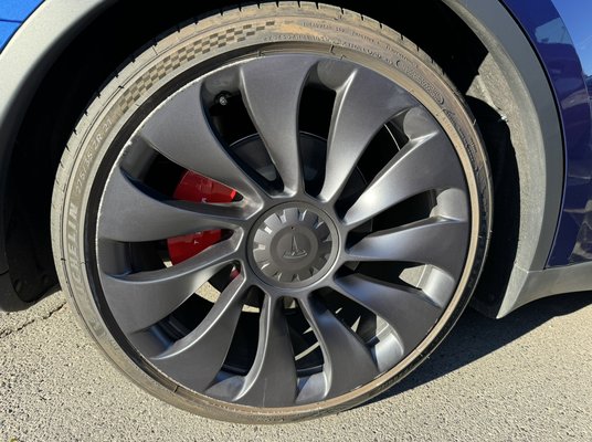 Tesla wheel repair - Tesla wheels repaired looking great! Why buy a new wheel when you can repair for a fraction of the cost?!