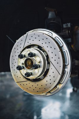 Brakes Repair - It is imperative to keep your brakes in top condition. You never know when you might have to make a sudden stop, and the last thing you want is faulty brakes. Our professional mechanics offers affordable, quick and reliable brakes repair service in Middletown, CA. Car manufacturers recommend a brake inspection at least once a year, so let Technicare Diagnostic Auto auto repair shop look at your brakes regularly to keep you safe while on the road.
If you are experiencing trouble with your brakes, or have finally had enough of the screeching noises coming from them, call our car repair smog inspection station in Middletown, CA. Our auto repair mechanic will be sure to quickly and completely service your braking system so that you can return to the road confident and safer than before. Brakes Repair - It is imperative to keep your brakes in top condition. You never know when you might have to make a sudden stop, and the last thing you want is faulty brakes. Our professional mechanics offers affordable, quick and reliable brakes repair service in Middletown, CA. Car manufacturers recommend a brake inspection at least once a year, so let Technicare Diagnostic Auto auto repair shop look at your brakes regularly to keep you safe while on the road.
If you are experiencing trouble with your brakes, or have finally had enough of the screeching noises coming from them, call our car repair smog inspection station in Middletown, CA. Our auto repair mechanic will be sure to quickly and completely service your braking system so that you can return to the road confident and safer than before.