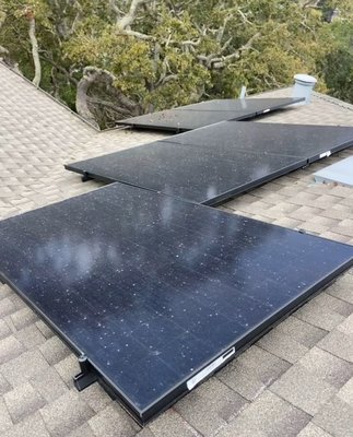This was in Manteca California. No job is too small or too big get a quote today. - This was a beautiful day and a beautiful solar system. Didn’t take us long, we enjoyed taking our time & making it shine! 

If you are anyone you know has dirty solar panels.. Get ready for a clean panels referral bonus! Earn $50 as a 'Ty' when you connect us with someone who gets panels washed.