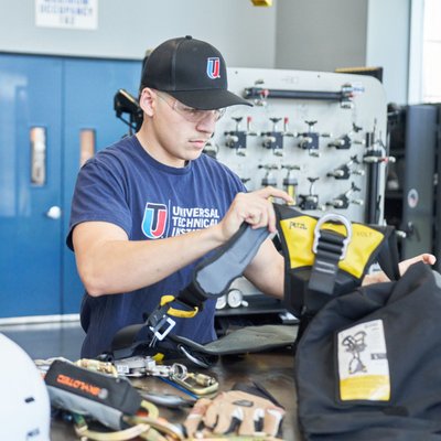Wind Technician Program - Universal Technical Institute Lisle, IL wind technician program. Wind Technician Program - Universal Technical Institute Lisle, IL wind technician program.