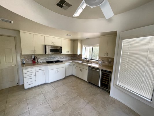Kitchen cabinets and walls - The client had recently bought a house and contacted us for a quote. He wasn't going to be in town and left a key in a lockbox so we could work on the job while he was out of state. When he arrived back in town, the kitchen was all complete and he was really happy with the results. Kitchen cabinets and walls - The client had recently bought a house and contacted us for a quote. He wasn't going to be in town and left a key in a lockbox so we could work on the job while he was out of state. When he arrived back in town, the kitchen was all complete and he was really happy with the results.