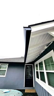 FASCIA STYLE GUTTERS - NEW MODERN 5 INCH SEAMLESS FASCIA STYLE GUTTERS WITH 2X3 SMOOTH DOWNSPOUTS.
