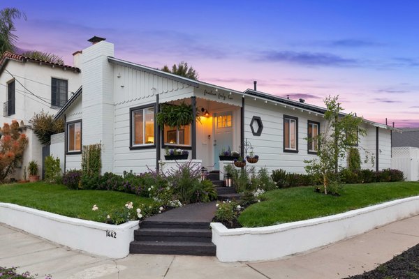 Case Study #5: 1442 Ellsmere Ave Picfair Village, 90019 - After sitting on the market for several months and not selling, our Client hired us to get the job done! We knew the curb appeal on this Traditional needed an upgrade so we brought in some new landscaping, house numbers and a new front door color. We moved the Seller's furniture into storage and added some staging to give the interior an updated feel. Only 4 days on the market, we sold this one for $25,000 over the asking price. Putting in the extra effort to attract Buyers is always a good idea! Case Study #5: 1442 Ellsmere Ave Picfair Village, 90019 - After sitting on the market for several months and not selling, our Client hired us to get the job done! We knew the curb appeal on this Traditional needed an upgrade so we brought in some new landscaping, house numbers and a new front door color. We moved the Seller's furniture into storage and added some staging to give the interior an updated feel. Only 4 days on the market, we sold this one for $25,000 over the asking price. Putting in the extra effort to attract Buyers is always a good idea!