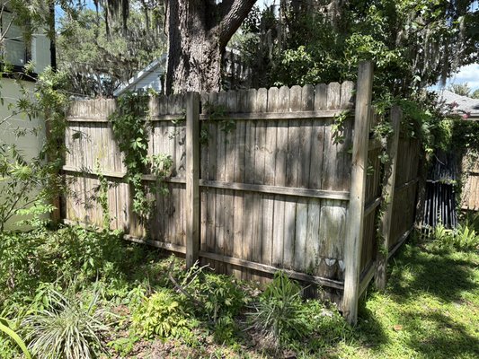 Wood Fence Cleaning - Years of dirt, algae, mildew, and weathering can leave wood fences looking worn and neglected. Our professional pressure washing and soft washing process safely removes built-up grime, restoring the natural beauty of your fence and making old panels look fresh, clean, and like new again—without the cost of replacement. Enhance your property’s curb appeal with a clean fence that stands out.