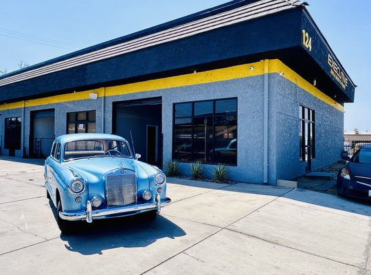 1957 Mercedes 220S - Check out this stunning 1957 Mercedes 220S that was recently restored at Executive Auto Body! 1957 Mercedes 220S - Check out this stunning 1957 Mercedes 220S that was recently restored at Executive Auto Body!