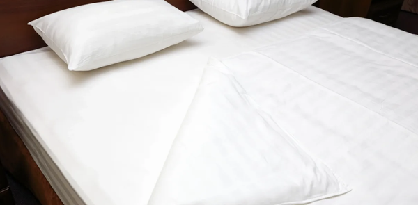 What Makes us special? - Our story... born out of the isolation of the pandemic, we believe we have found the best way for you to fully appreciate your next mattress. This service works even better for seniors, the disabled and shut-ins.



Our vision for you is that you are best served, being served all of your bedding needs at home rather than in a retail store or online.



Here At Home Mattress, we desire & provide the very best fit for you at the very best price... all in the comfort of your own home!