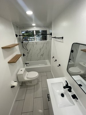 Bathroom remodel - We do fill shower remodels.
We can create the bathroom of your dreams. Bathroom remodel - We do fill shower remodels.
We can create the bathroom of your dreams.