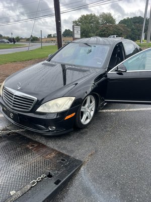 No worries when you call A & D Towing llc - Customers Benz broke down at Burger King! No Worries A & D Towing can handle any issues with any car you have and we will always do it with professional care.
