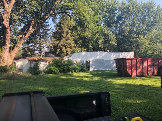 2600sqft building demolition - We were hired to do a 2600 square-foot building demolition in the backyard that was in dire need of being removed. The city was nice enough to inform the owner the building was no longer safe. So Due Diligence came in and took care of the situation. I believe it is quite the upgrade. 2600sqft building demolition - We were hired to do a 2600 square-foot building demolition in the backyard that was in dire need of being removed. The city was nice enough to inform the owner the building was no longer safe. So Due Diligence came in and took care of the situation. I believe it is quite the upgrade.