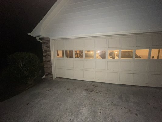 Replacement Garage Door in Conyers Ga - Our customer in Conyers, Ga saw our reviews online, when shopping for a new garage door. They chose Habpro due to our product selection and quality of workmanship. Replacement Garage Door in Conyers Ga - Our customer in Conyers, Ga saw our reviews online, when shopping for a new garage door. They chose Habpro due to our product selection and quality of workmanship.