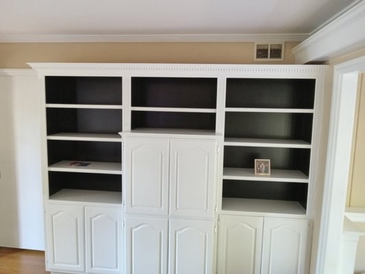 Cabinet painting - To repaint Cabinets we sand, de gloss, mask and apply two finish coats with a hard finish product for durability. Cabinet painting - To repaint Cabinets we sand, de gloss, mask and apply two finish coats with a hard finish product for durability.