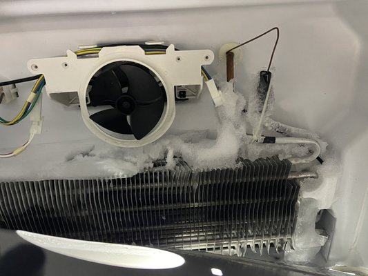 Not cooling and leaking water - Refrigerator not cooling properly and leaking water Not cooling and leaking water - Refrigerator not cooling properly and leaking water