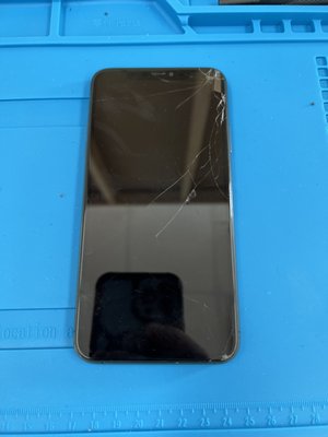 iPhone 11 Pro max screen replacement - This iPhone 11 Pro Max came in showing NO image on the screen. Our technician carefully replaced the display in 30 minutes and the customer was able to use his device again. Stop by today and get your phone repaired with high quality parts. iPhone 11 Pro max screen replacement - This iPhone 11 Pro Max came in showing NO image on the screen. Our technician carefully replaced the display in 30 minutes and the customer was able to use his device again. Stop by today and get your phone repaired with high quality parts.