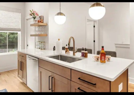 Basic Package - This is our basic package, which includes a basic clean for your kitchen, restroom, bedroom, and floors. Max 1 bedroom and 1 bathroom. Basic Package - This is our basic package, which includes a basic clean for your kitchen, restroom, bedroom, and floors. Max 1 bedroom and 1 bathroom.