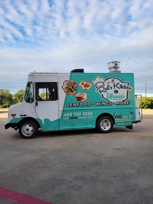 Food Truck Wrap - We were so happy to work with this growing business! They came to us with a couple ideas in mind about their food truck. Our designers collaborated with the owners to create this gorgeous seafoam green design that features some of the delicious treats the truck has to offer. In the end they couldnt of been happier with the results! Food Truck Wrap - We were so happy to work with this growing business! They came to us with a couple ideas in mind about their food truck. Our designers collaborated with the owners to create this gorgeous seafoam green design that features some of the delicious treats the truck has to offer. In the end they couldnt of been happier with the results!