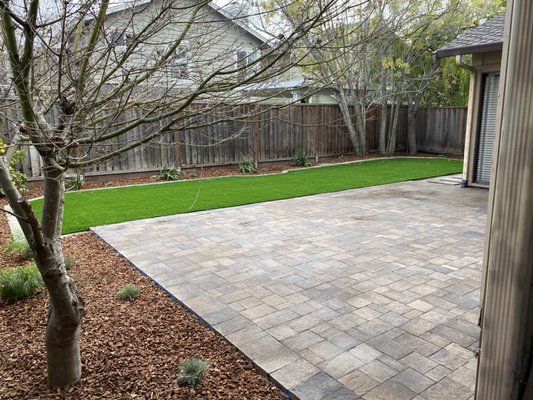 Harbor Bay Alameda Pavers Project - This project was done in Alameda CA
Bay Farm Island Harbor Bay Alameda Pavers Project - This project was done in Alameda CA
Bay Farm Island