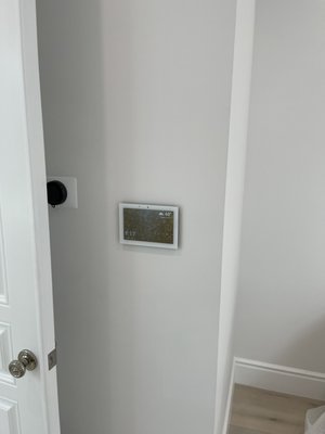 1100 s Fourth Ave Arcadia - This project was for new construction home.
Full smart home functions 
Including the Elan home automation system
Whole house music
Smart lock and wireless network