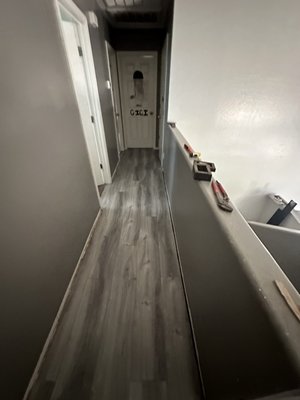 Flooring upgrade to vinyl plank - Customer called and wanted to upgrade her carpet flooring to vinyl plank. Job took about 2.5 working days.