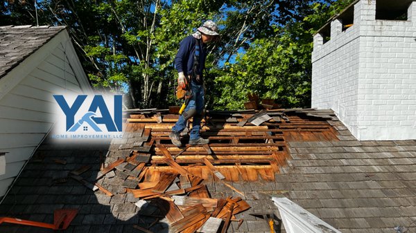 "wood shake shingles" - The Wood Shake Shingle project involved removing the old shingles and replacing them with new ones at a location in NJ. With a budget that was accessible to the client, the work was completed by skilled and experienced workers in just two days.