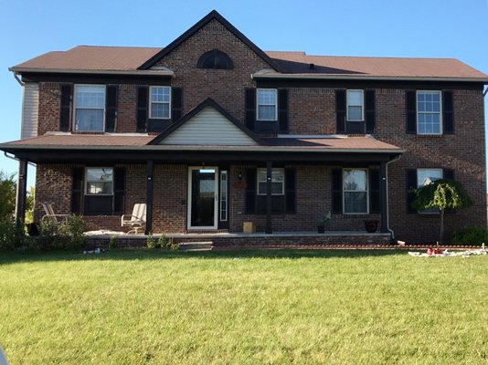Exterior Trim Job 2021 - This was an exterior painting job on the trim, window trim, shutters, posts, and accents.