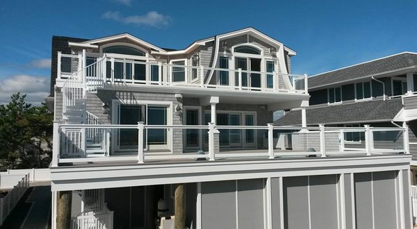 Trex Decking and Railings - Great railing used on second and third story buildings overlooking the ocean. Great railing is certified to go on top of any building at any height.