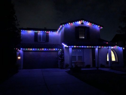 Christmas Light Installations 2019 - All lights are supplies and are LED. We offer C9 bulbs spaced 12" apart in 2 color schemes: Warm White Christmas Light Installations 2019 - All lights are supplies and are LED. We offer C9 bulbs spaced 12" apart in 2 color schemes: Warm White