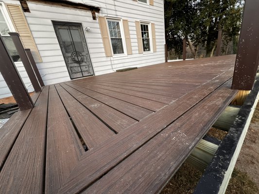 Deck Build 2025 - Building a new 16 x 25 deck with trex decking. Deck Build 2025 - Building a new 16 x 25 deck with trex decking.