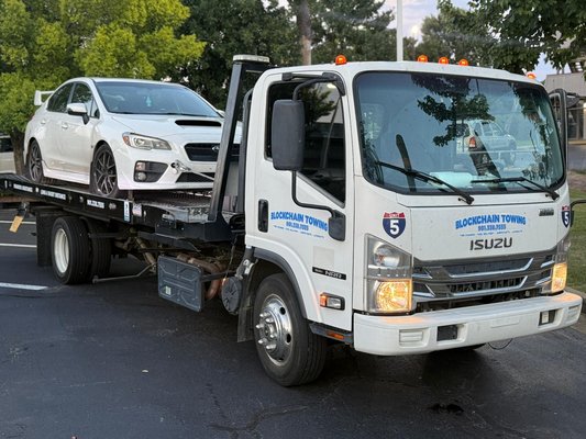 Towing - Reliable Light Duty Towing—Across Town or Across the Miles

Whether you need a quick tow to the repair shop across town or safe transport to a destination miles away, our light duty towing services are designed for your peace of mind. We specialize in prompt, careful towing for cars, SUVs, light trucks, and motorcycles—locally and long distance.
