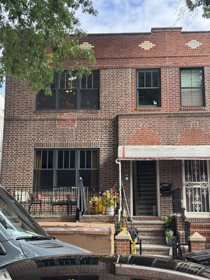 2359 Crescent Ave - 2359 Crescent, Astoria, NY
Supplied & installed 21 Marvin Ultimate G2 windows — gunmetal grey, aluminum-clad exterior, wood interior. Exterior trim coil and sealant color-matched for a seamless, polished finish. 2359 Crescent Ave - 2359 Crescent, Astoria, NY
Supplied & installed 21 Marvin Ultimate G2 windows — gunmetal grey, aluminum-clad exterior, wood interior. Exterior trim coil and sealant color-matched for a seamless, polished finish.