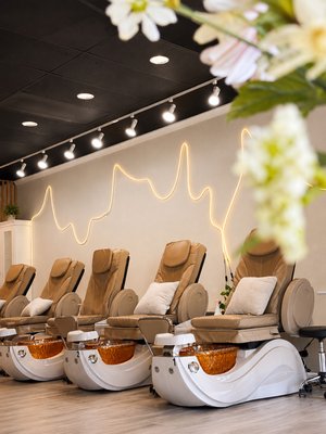 Maison De Nails in my eyes - In side nail salon pictures Maison De Nails in my eyes - In side nail salon pictures