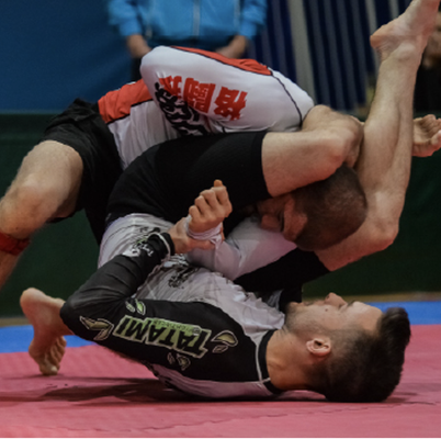 Gi and No-Gi Jiu-jitsu - Training Differences Between Gi and No-Gi Jiu-jitsu
The objective of jiu-Jitsu is to submit your opponent with grips and throws. In Gi BJJ, both you and your opponent are wearing Gi kimonos, and you both use it to grapple and throw each other into submission.
No-Gi Jiu-Jitsu training is more fast-paced than traditional Gi training. This is mainly because no-Gi BJJ leaves fewer opportunities to stall or grapple an opponent while rolling. You must rely more on chokes and control positions than over-hooking and clinching. No-Gi BJJ forces you to focus on your gripping technique.
Call us today to learn more Gi and No-Gi Jiu-jitsu - Training Differences Between Gi and No-Gi Jiu-jitsu
The objective of jiu-Jitsu is to submit your opponent with grips and throws. In Gi BJJ, both you and your opponent are wearing Gi kimonos, and you both use it to grapple and throw each other into submission.
No-Gi Jiu-Jitsu training is more fast-paced than traditional Gi training. This is mainly because no-Gi BJJ leaves fewer opportunities to stall or grapple an opponent while rolling. You must rely more on chokes and control positions than over-hooking and clinching. No-Gi BJJ forces you to focus on your gripping technique.
Call us today to learn more