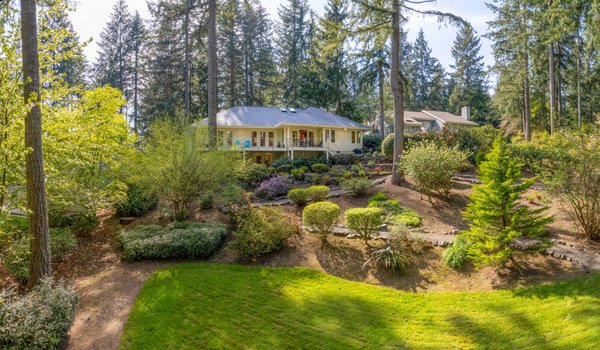 Ida Bear Real Estate - At Teslas Drones, we take immense pride in capturing wonderful homes with our high-quality drone photography. This exceptional photography project is designed to help real estate agents like you stand out from the competition and attract potential buyers with eye-catching images that leave a lasting impression. Let us help you elevate your real estate listings to new heights!