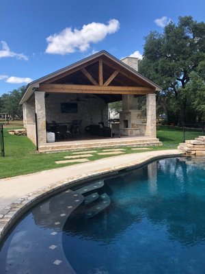 Driftwood, TX Design Build Outdoor living Space - Full design build for an outdoor living space including a garage and bathroom including concrete, masonry, roofing, framing, grading and landscape install.